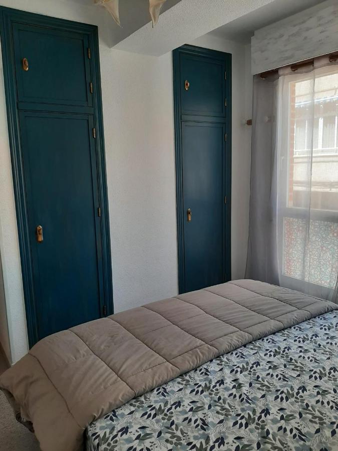 Amazing Sunny Flat With Balcony Pool Two Mins From The Beach 托雷维耶哈 外观 照片