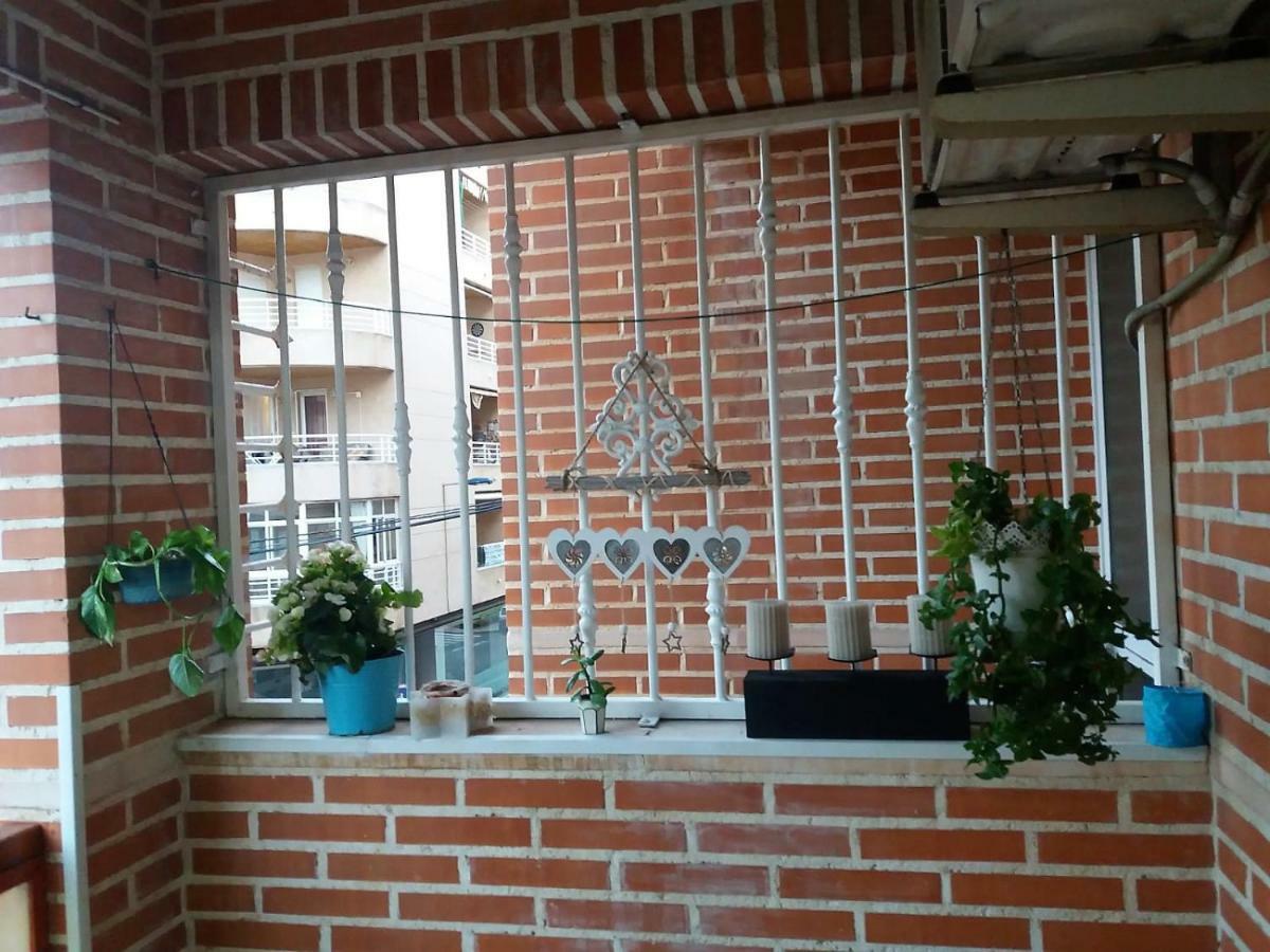 Amazing Sunny Flat With Balcony Pool Two Mins From The Beach 托雷维耶哈 外观 照片