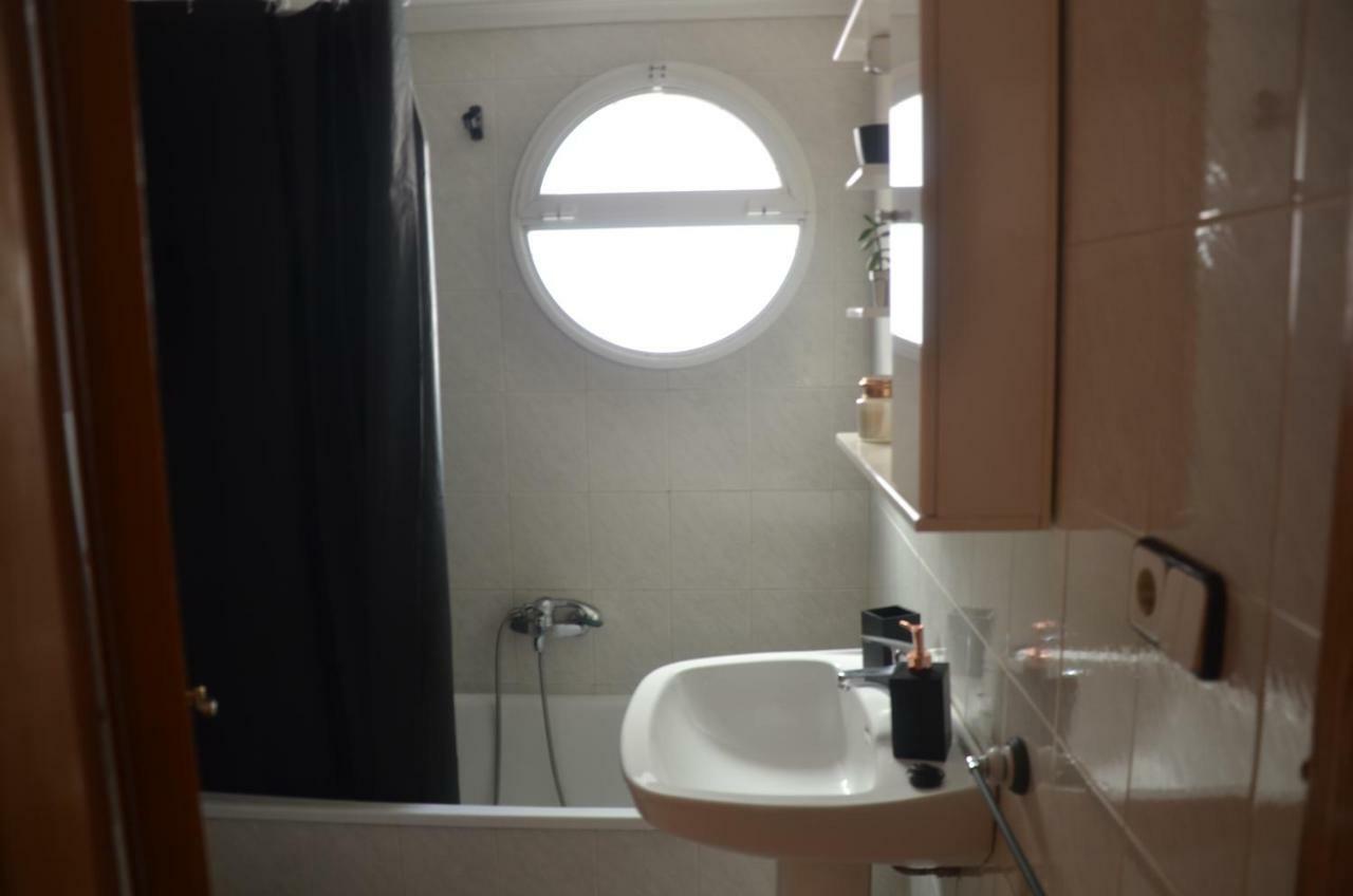 Amazing Sunny Flat With Balcony Pool Two Mins From The Beach 托雷维耶哈 外观 照片